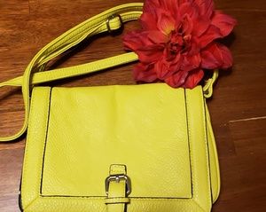 Gorgeously Simple Cross Body Purse